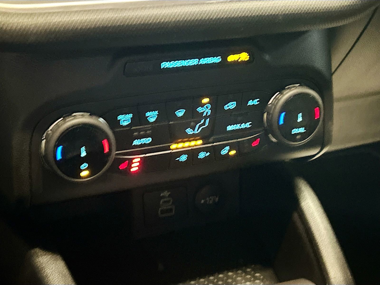 Used 2023 Ford Bronco Sport Outer Banks w/ Tech Package image 16