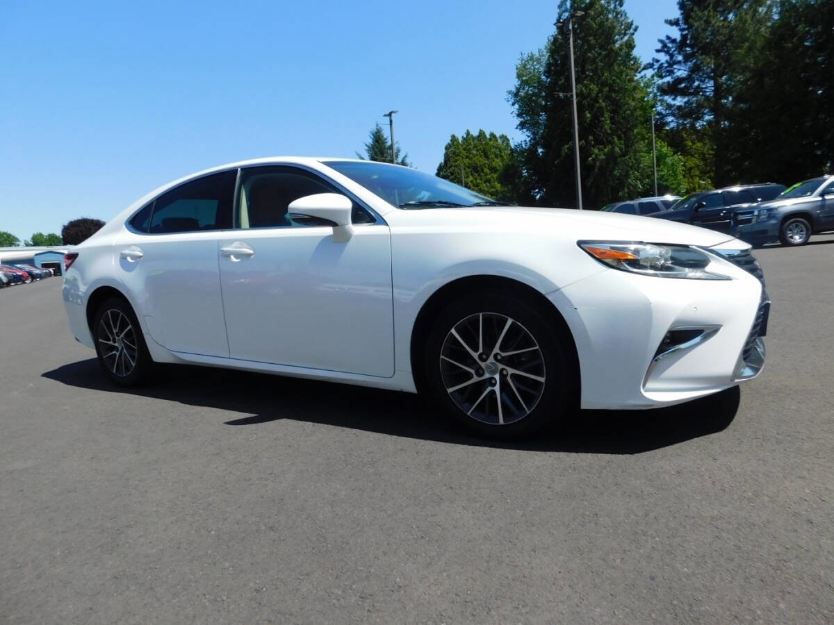 Used 2016 Lexus ES 350 image 1