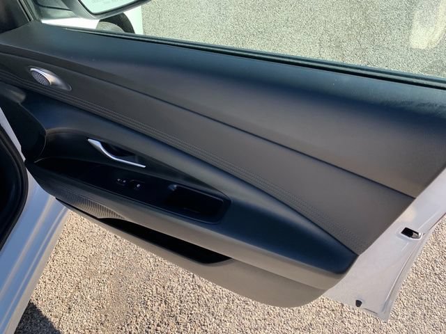 Certified 2025 Hyundai Elantra SEL FWD image 13