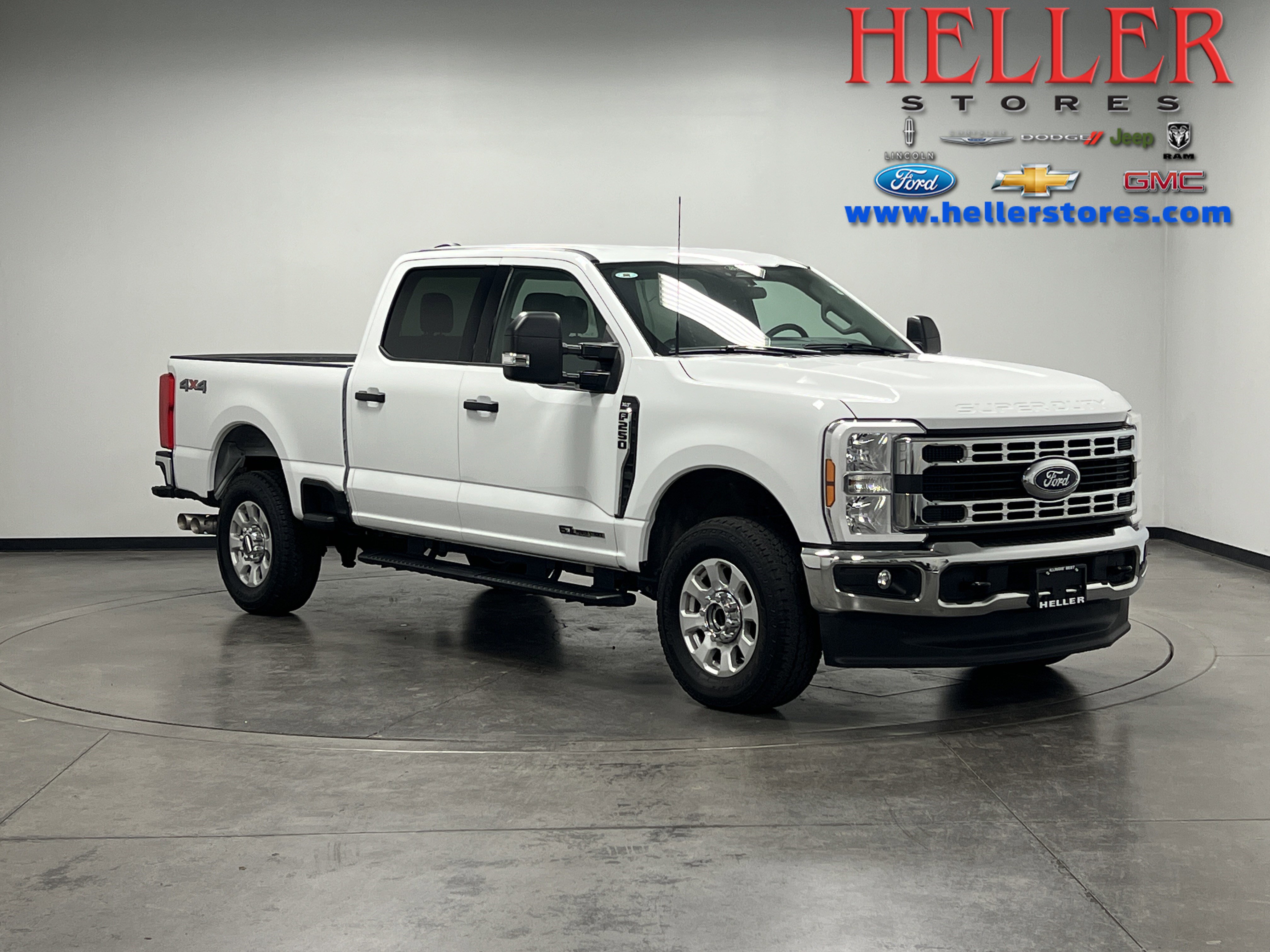 Used 2024 Ford F250 XLT image 1