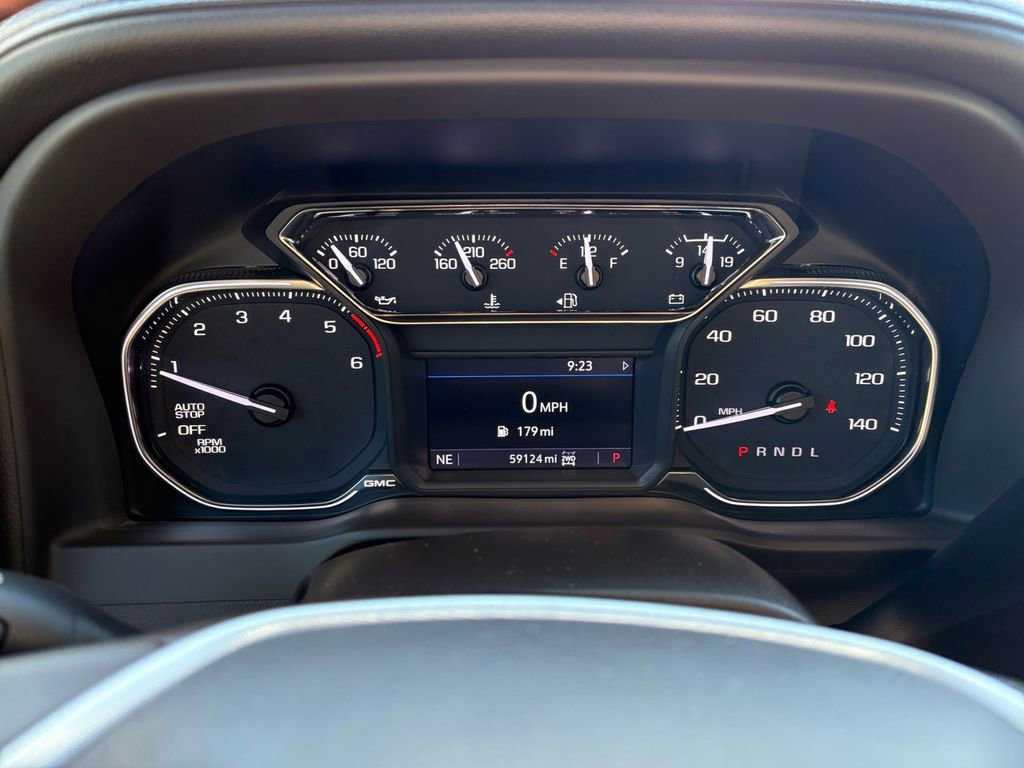 Used 2021 GMC Sierra 1500 SLT w/ SLT Premium Package AWD/4WD image 16