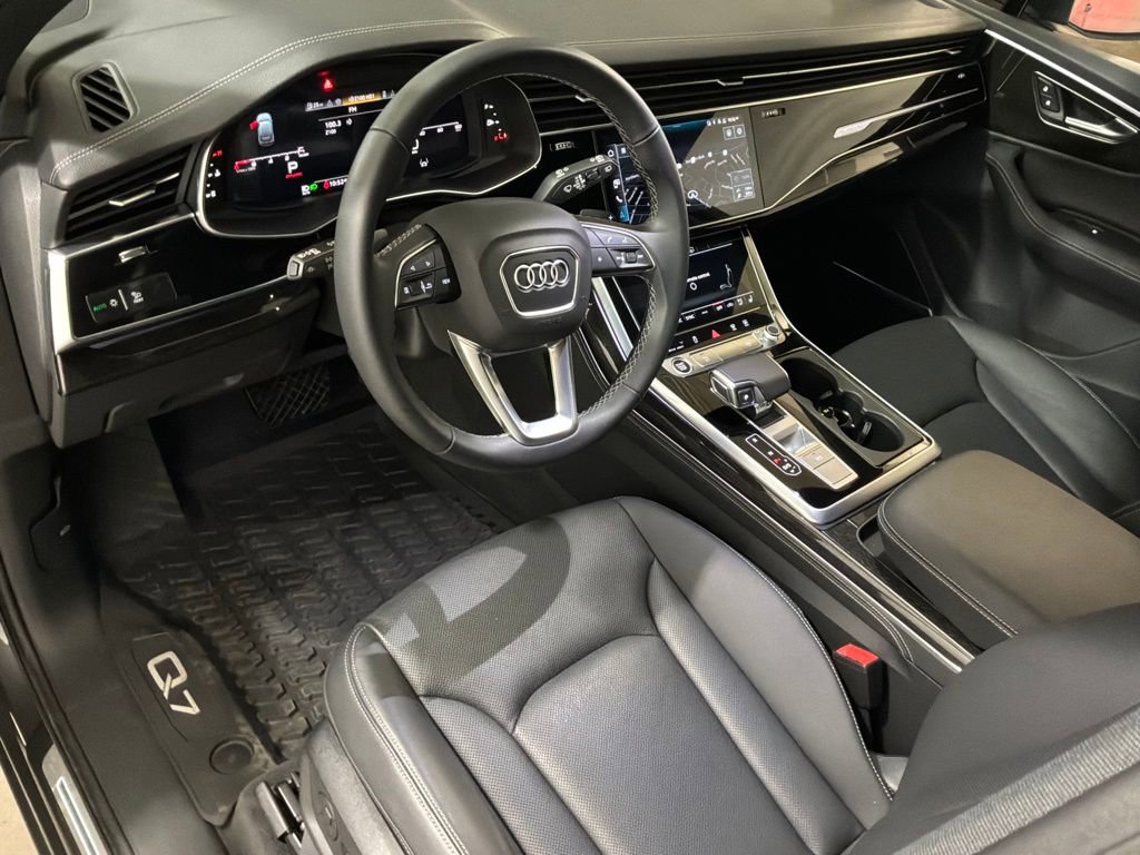 Certified 2025 Audi Q7 3.0T Premium Plus w/ Premium Plus Package image 19