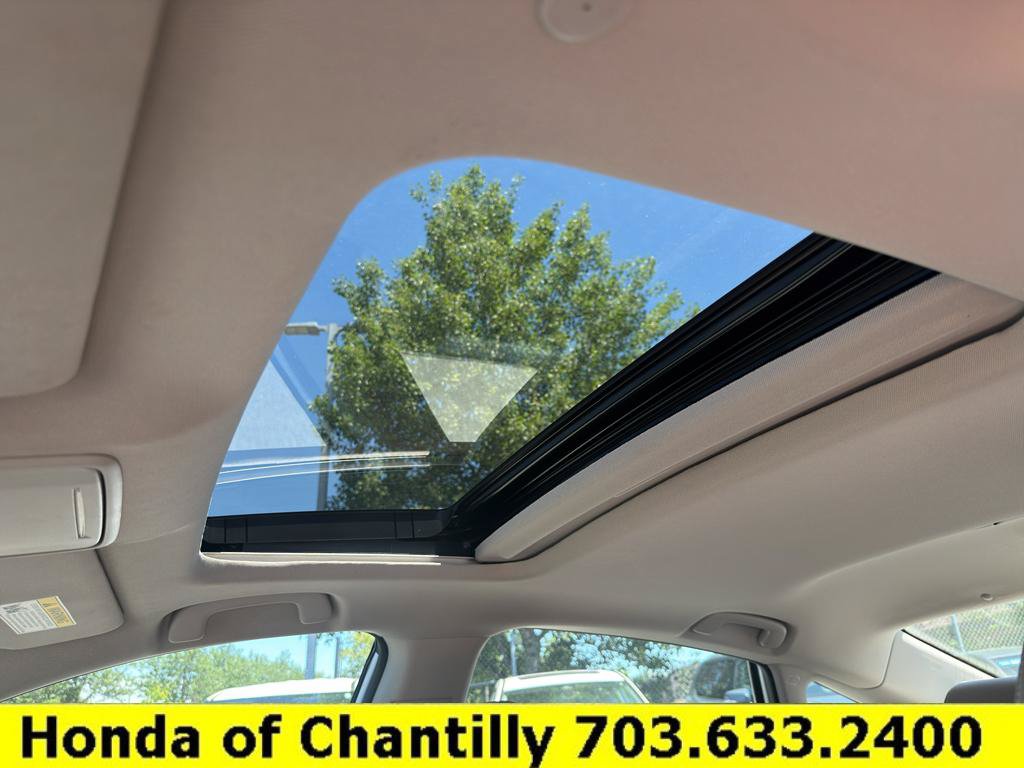 Used 2025 Honda Accord SE image 19