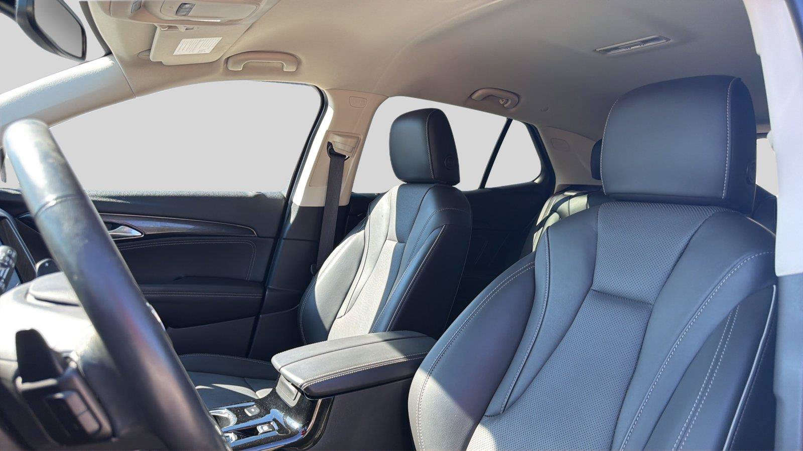 Used 2023 Buick Envision Essence AWD/4WD image 16
