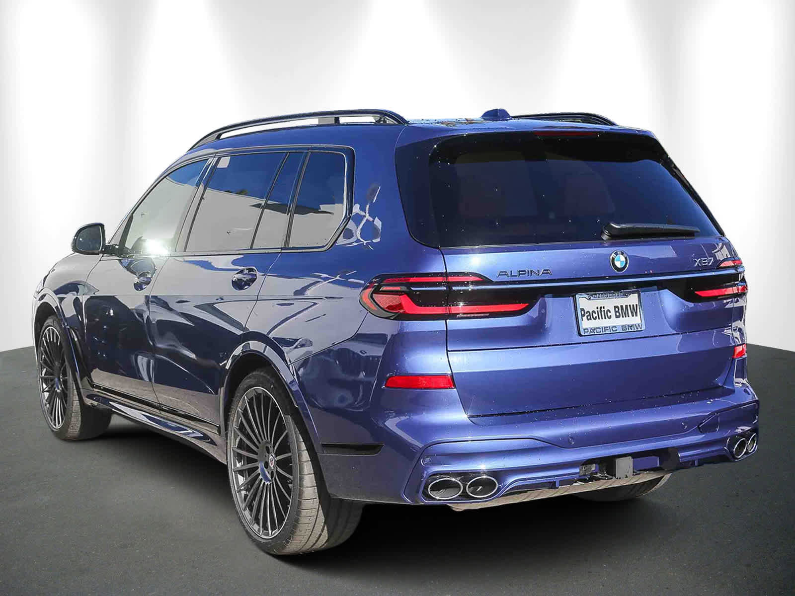 New 2026 BMW ALPINA XB7 image 4