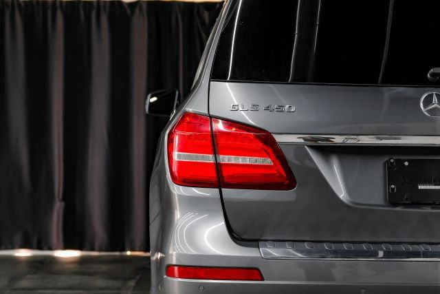 Used 2018 Mercedes-Benz GLS 450 4MATIC w/ Premium Package image 62
