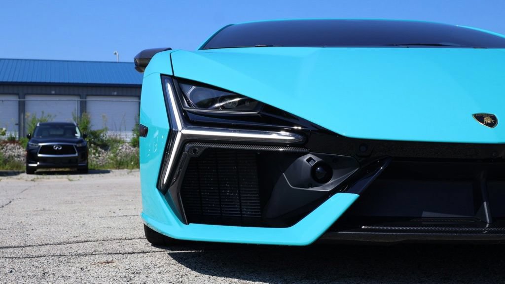 Used 2024 Lamborghini Revuelto AWD/4WD image 44