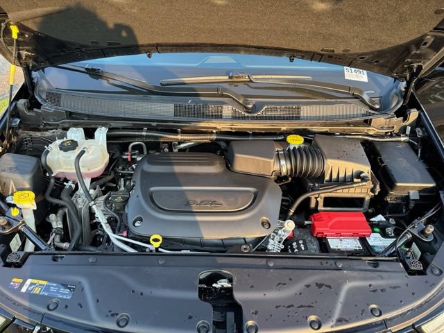 Used 2024 Chrysler Pacifica Touring-L FWD image 30