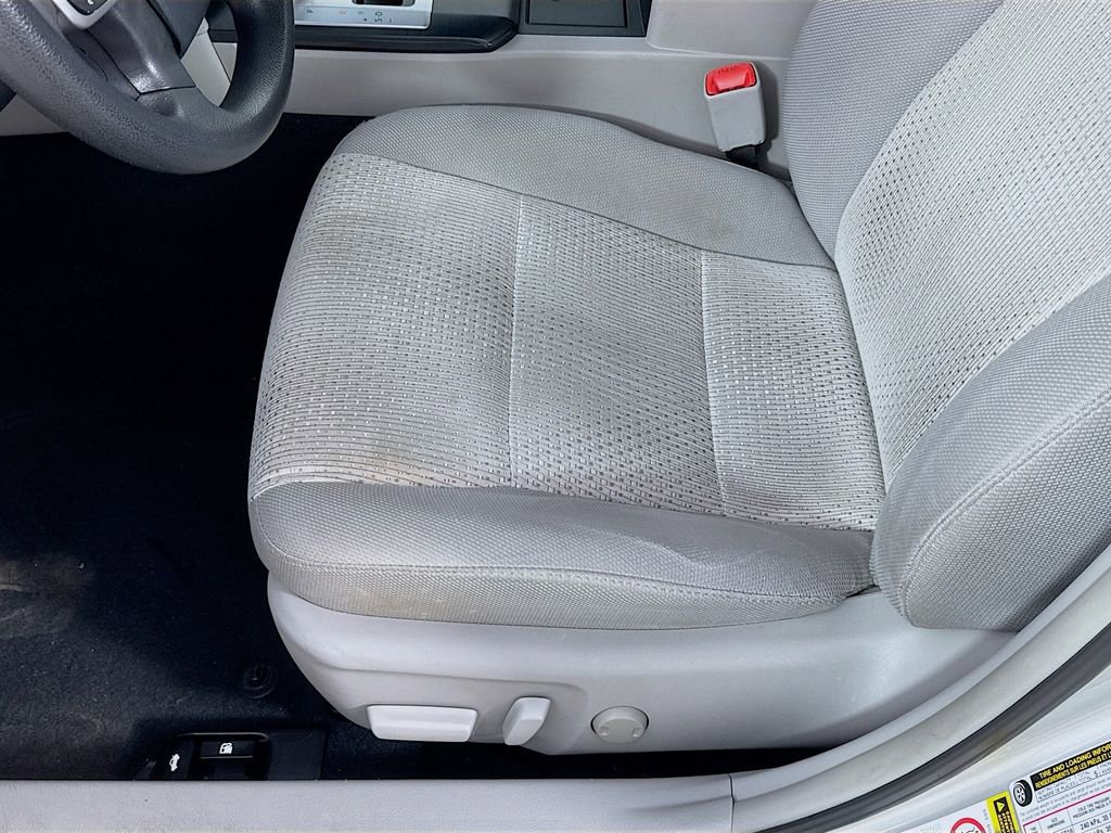 Used 2012 Toyota Camry LE FWD image 20