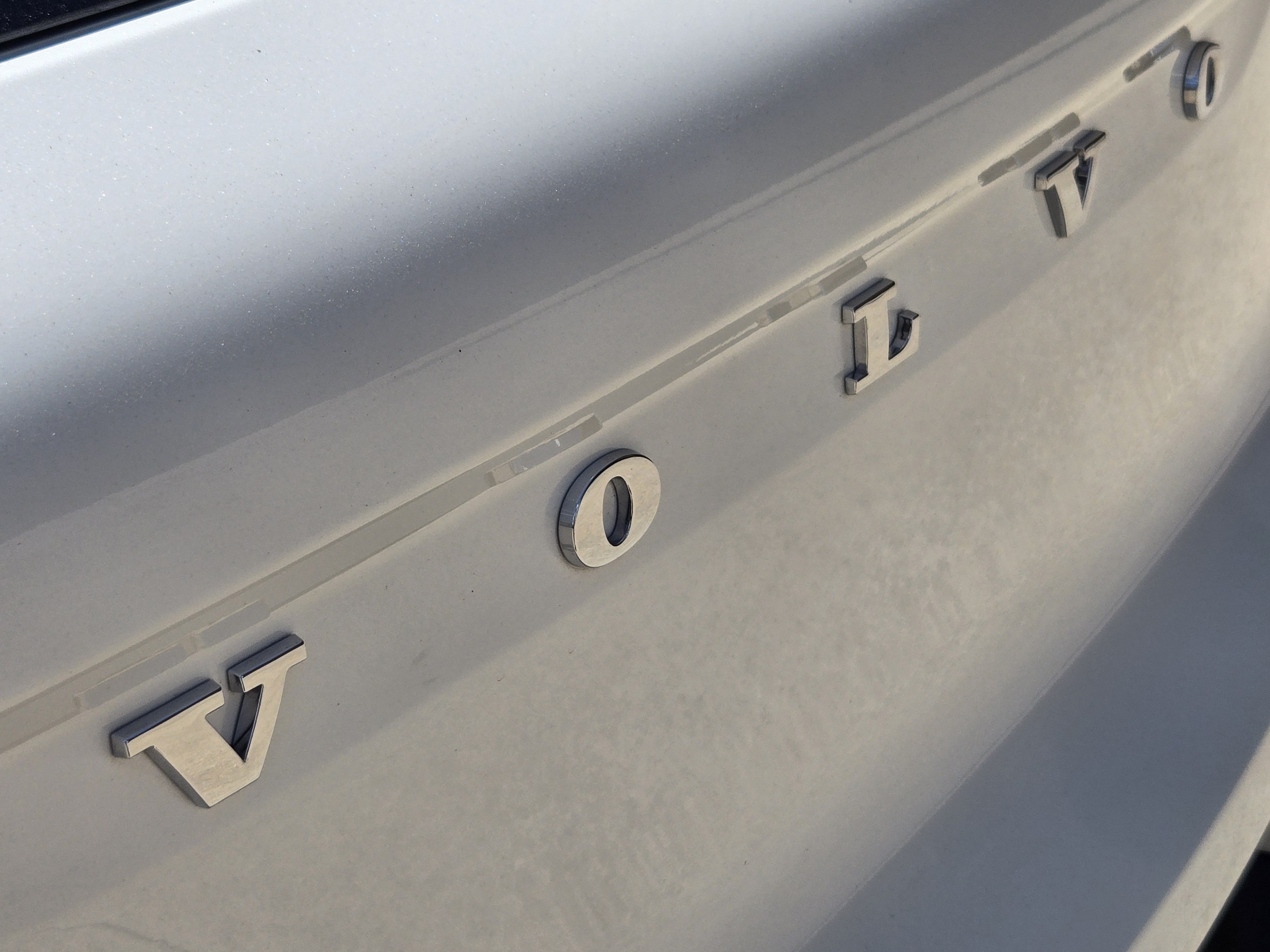 Used 2022 Volvo XC60 B5 Inscription w/ Advanced Package FWD image 39