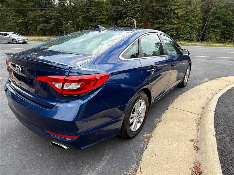 Used 2017 Hyundai Sonata SE image 5