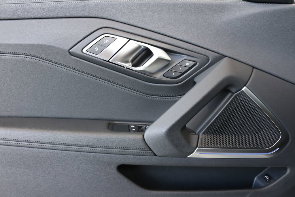 Used 2025 BMW Z4 sDrive30i image 13