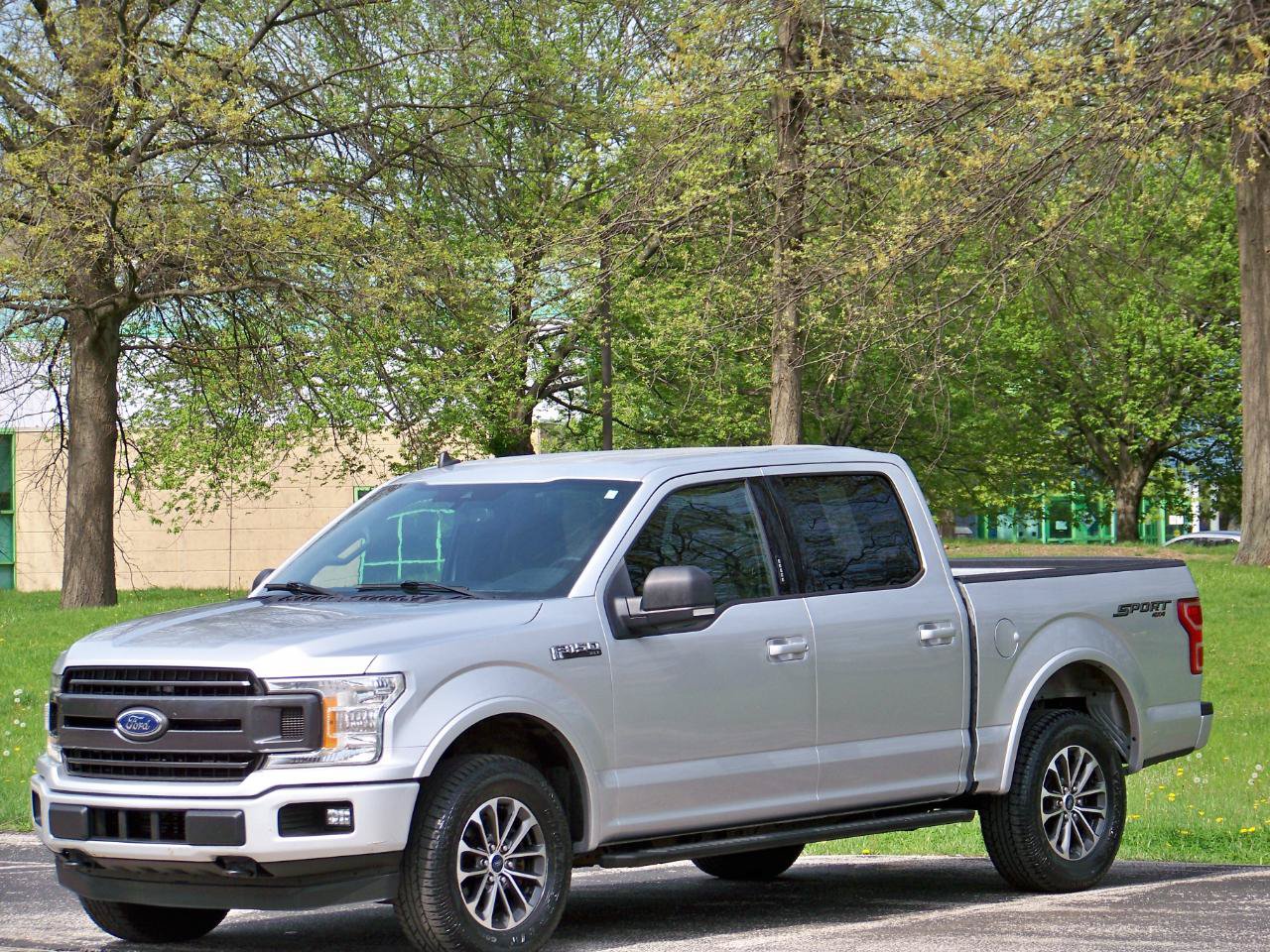 Used 2019 Ford F150 XLT w/ Equipment Group 302A Luxury AWD/4WD image 2