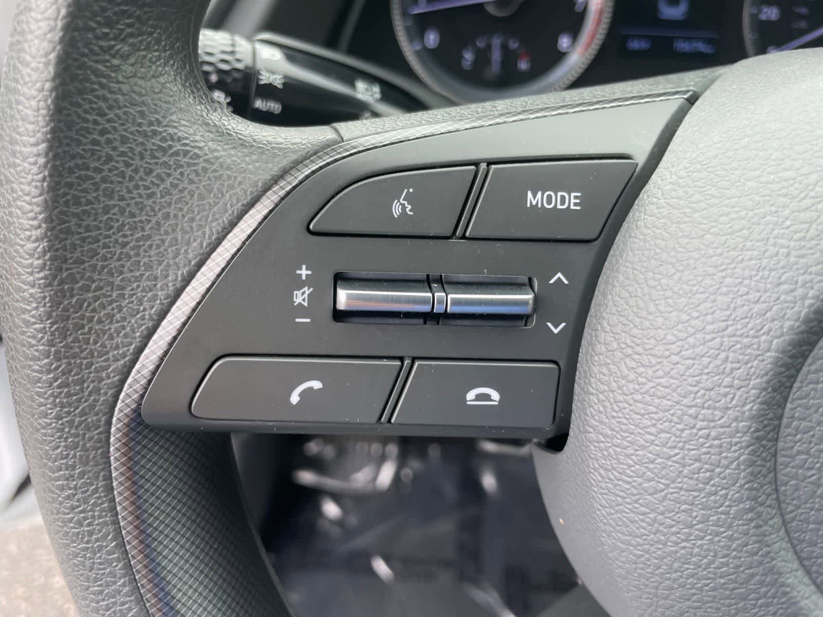 Used 2022 Hyundai Sonata SE w/ Preferred Accessory Package FWD image 13