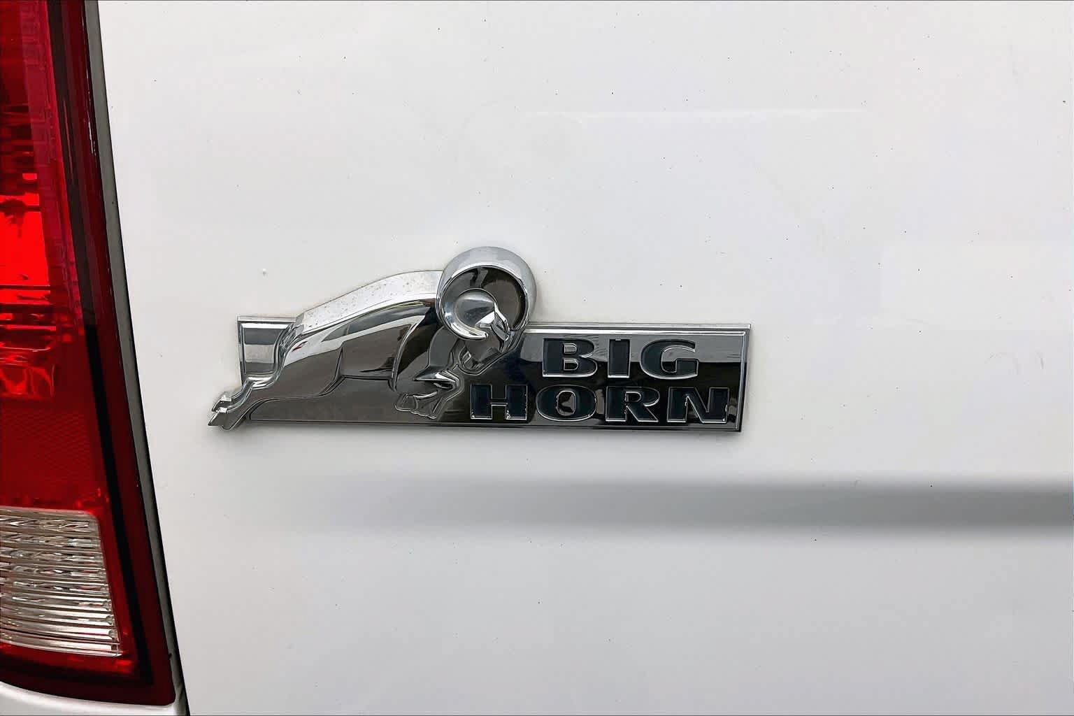 Used 2015 RAM 1500 Classic SLT RWD image 30