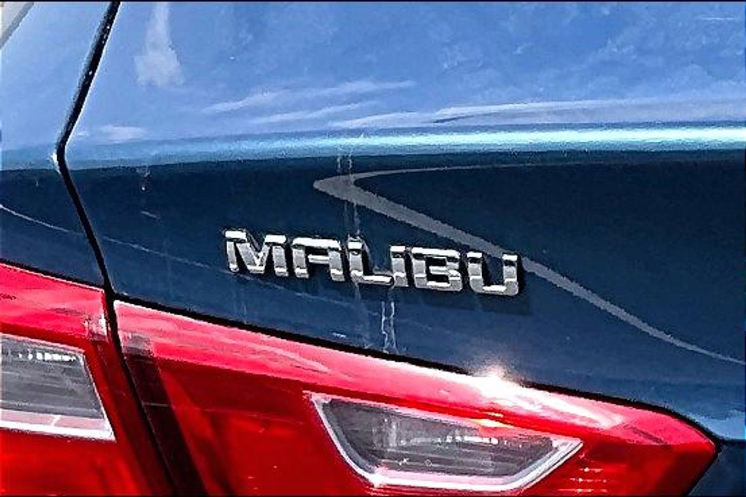 Used 2025 Chevrolet Malibu LT FWD image 24