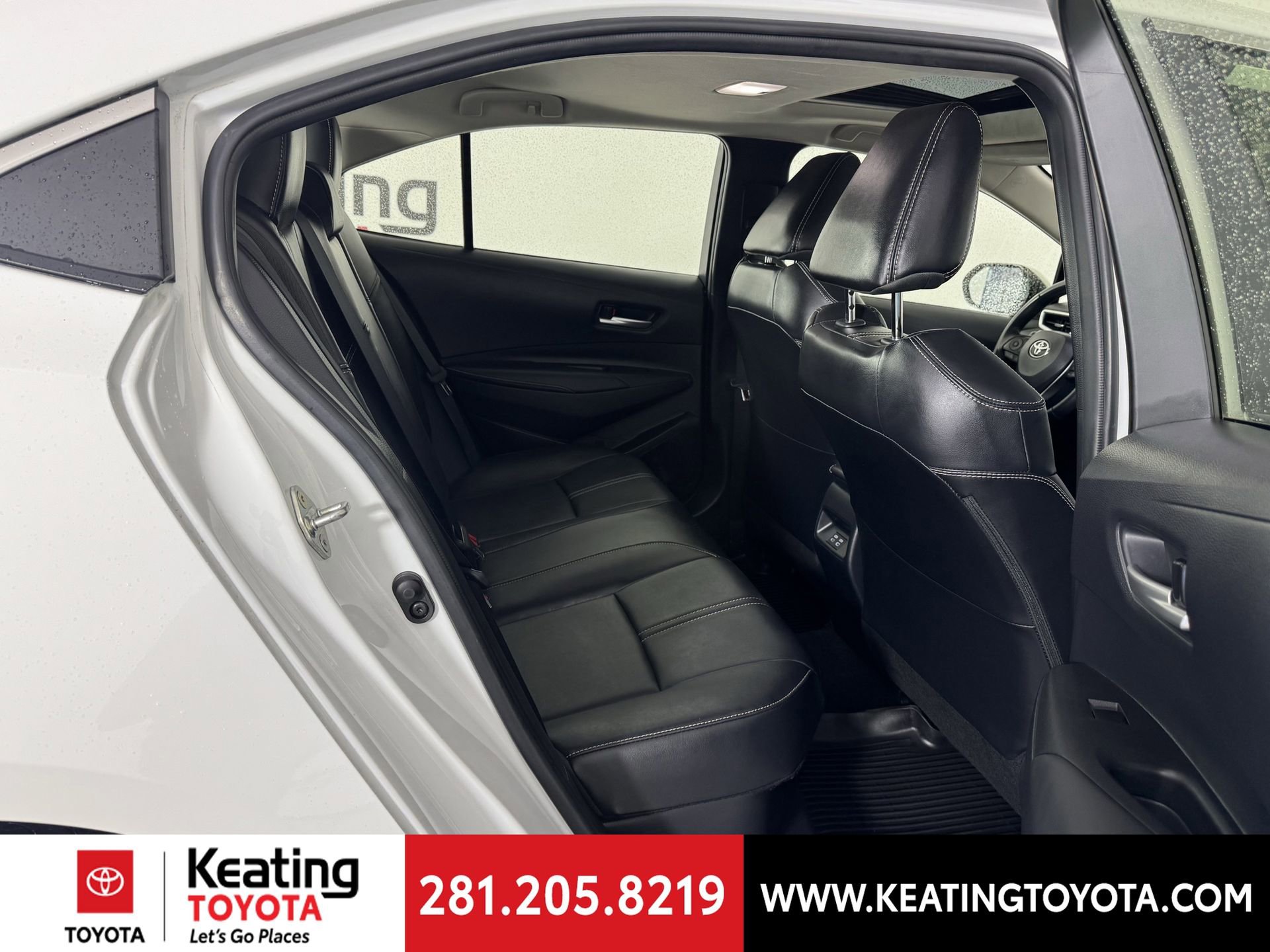 Used 2024 Toyota Corolla XLE image 18