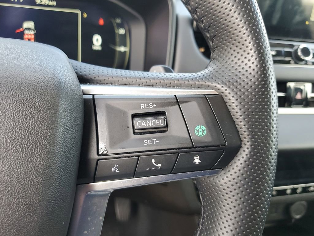 Used 2025 Mitsubishi Outlander SE image 23