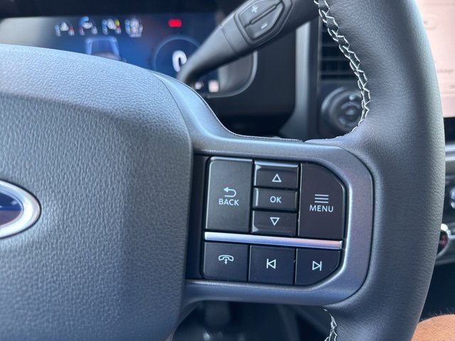 New 2025 Ford F350 Lariat w/ Lariat Ultimate Package image 32