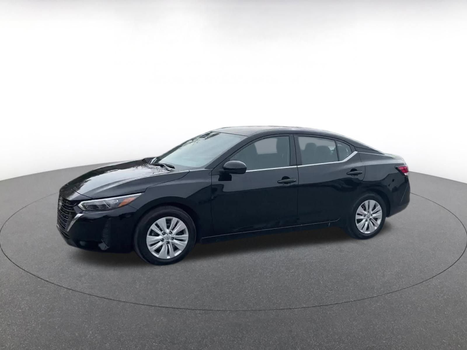 Used 2025 Nissan Sentra S image 7