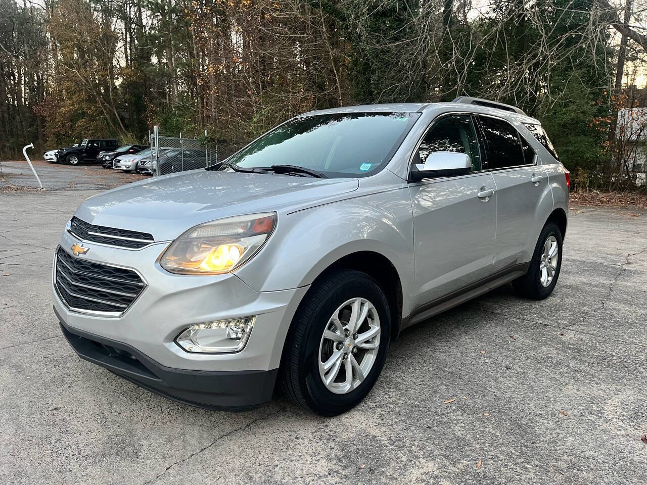 Used 2016 Chevrolet Equinox LT image 1