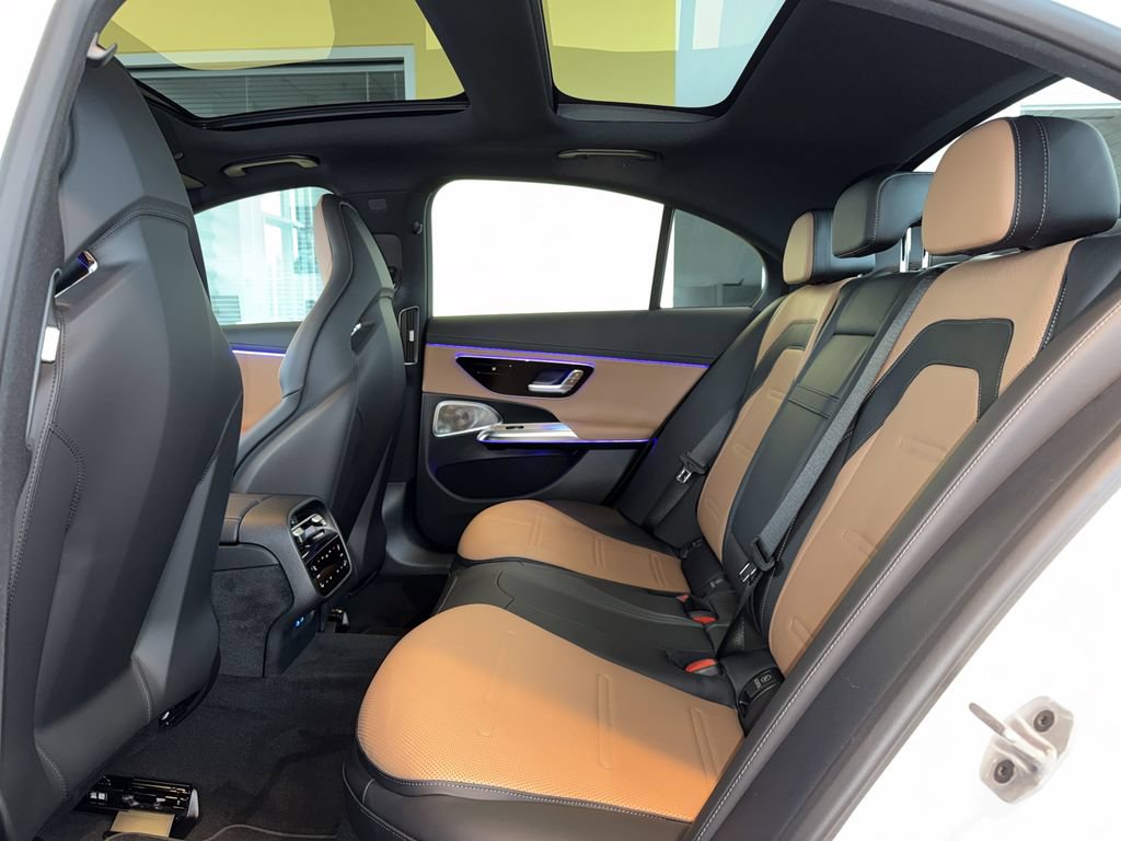 New 2026 Mercedes-Benz E 53 AMG e 4MATIC Sedan image 11