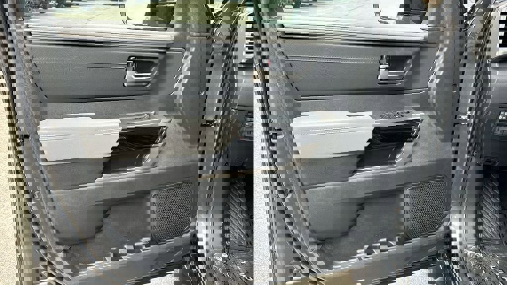 New 2026 Toyota Tundra Limited image 13