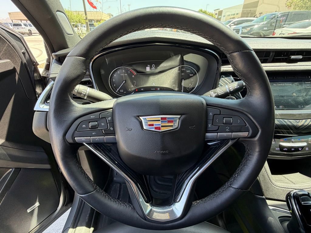 Used 2024 Cadillac XT6 Premium Luxury AWD/4WD image 15