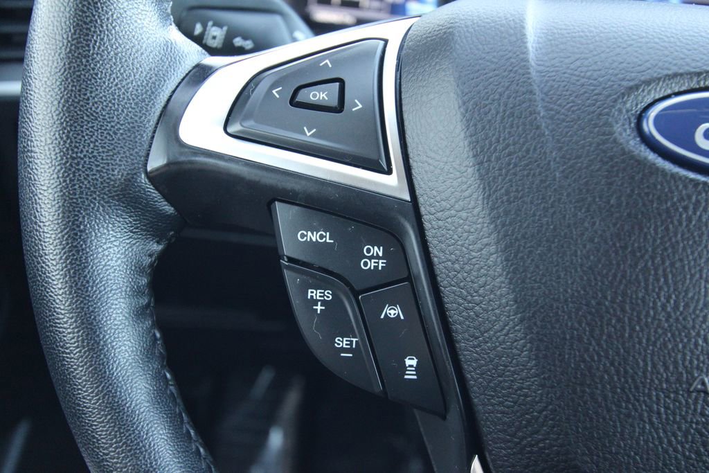 Used 2024 Ford Edge SEL image 18