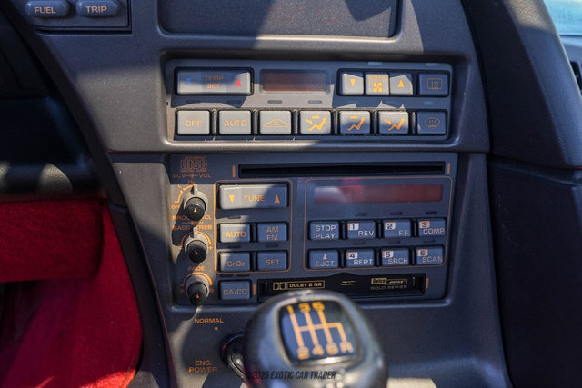Used 1990 Chevrolet Corvette ZR-1 RWD image 31