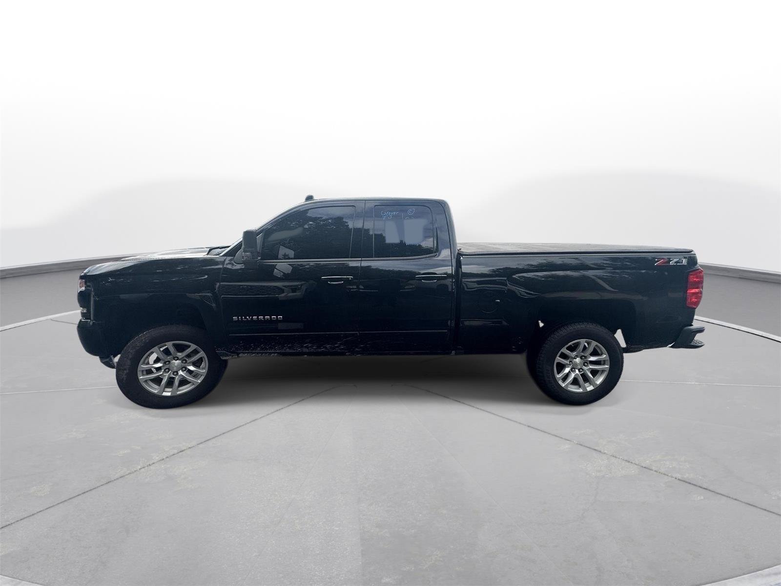 Used 2019 Chevrolet Silverado 1500 LT w/ All Star Edition AWD/4WD image 9