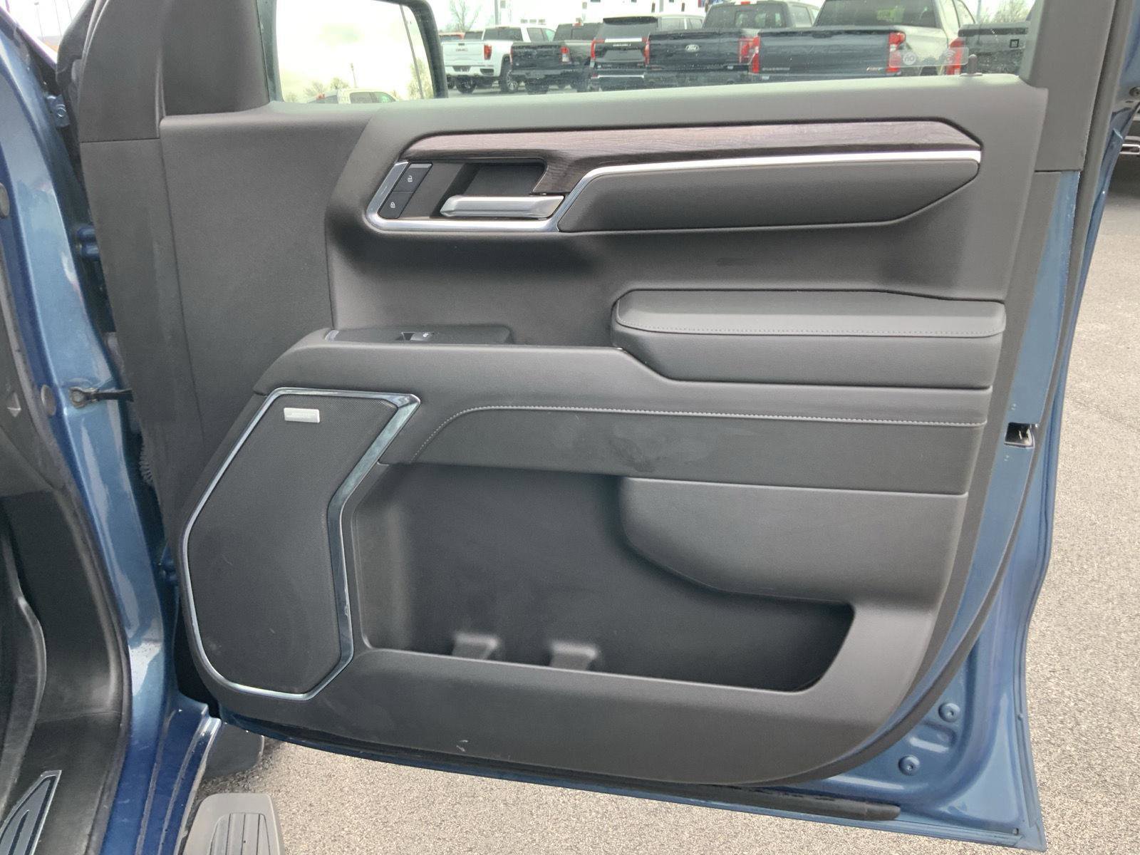 Used 2024 Chevrolet Silverado 1500 LTZ w/ LTZ Premium Package image 67