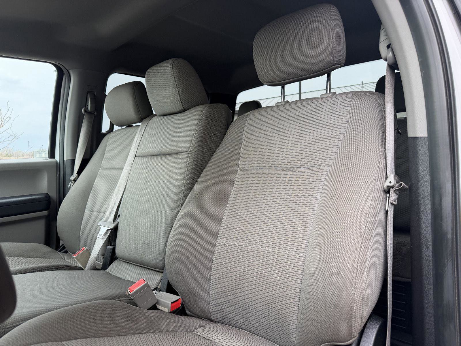 Used 2018 Ford F350 XLT image 32