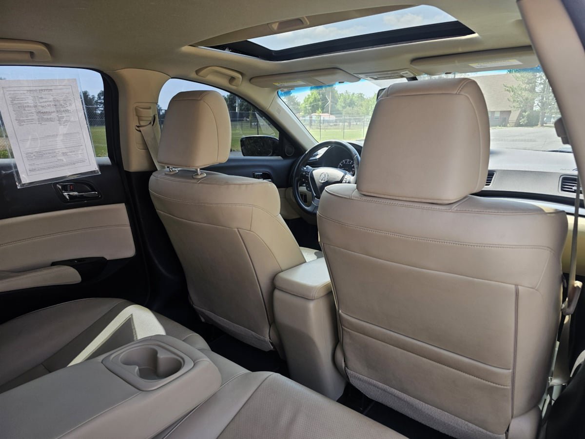 Used 2013 Acura ILX w/ Technology Package FWD image 39