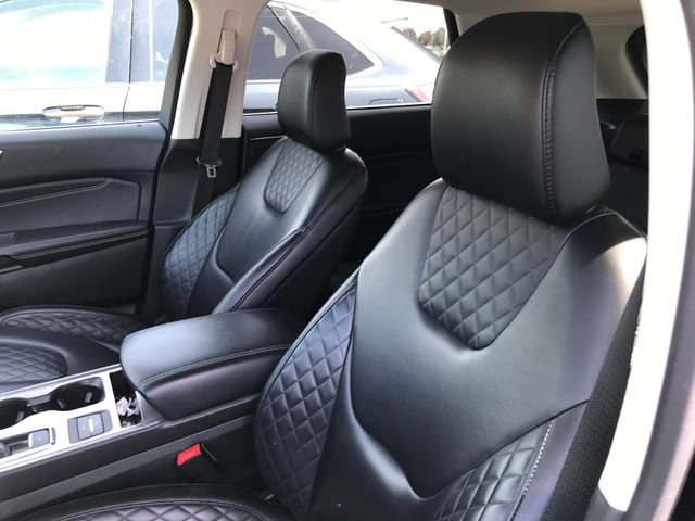 Used 2024 Ford Edge Titanium AWD/4WD image 4