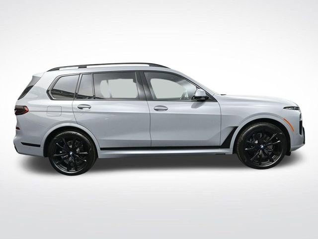 New 2026 BMW X7 xDrive40i w/ M Sport Package image 3
