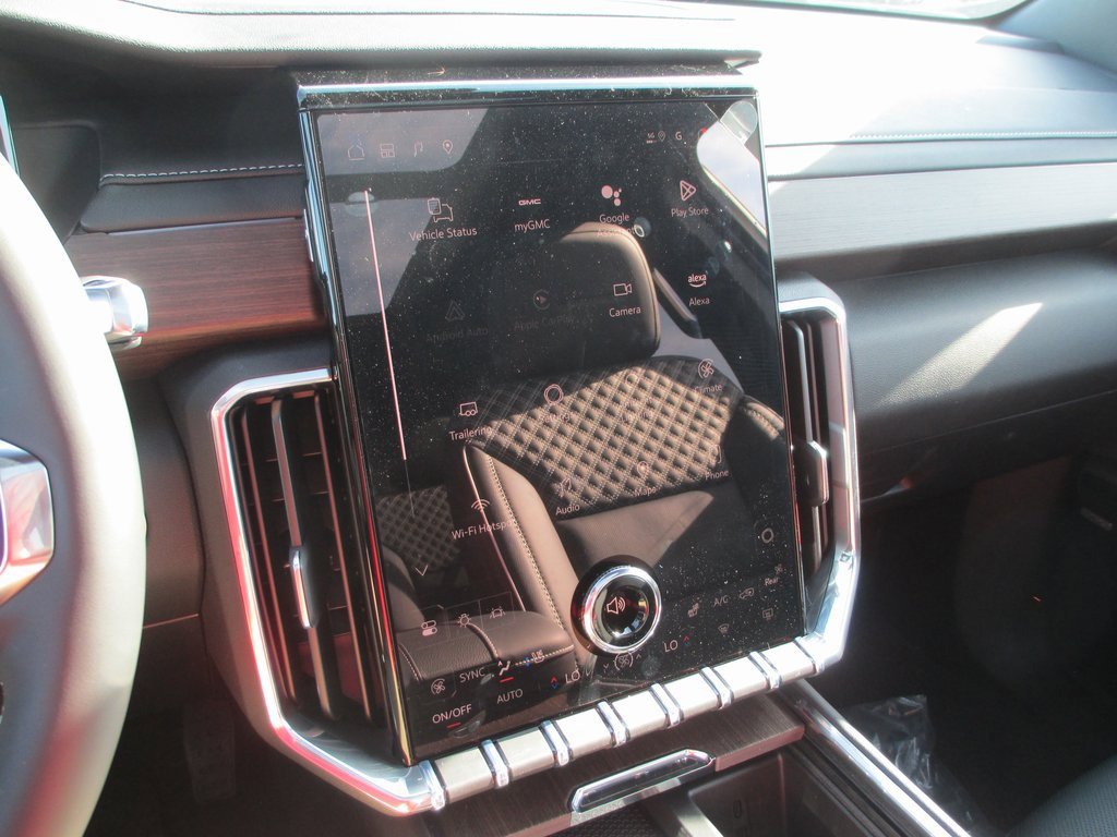 New 2025 GMC Acadia Denali image 23