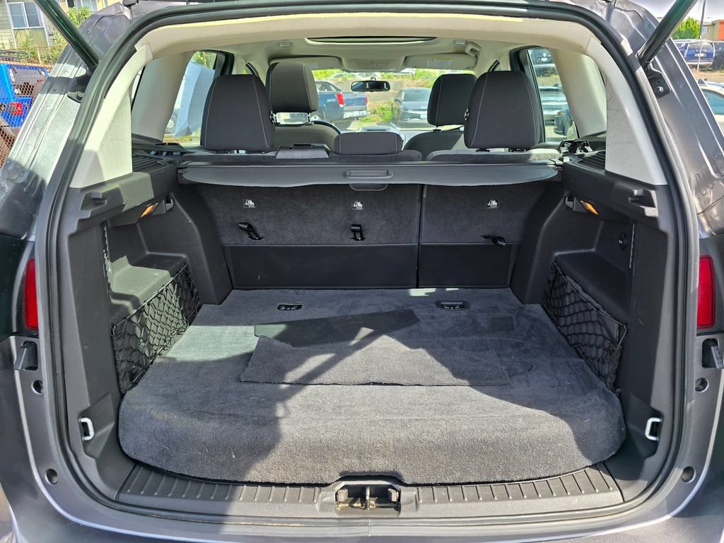Used 2013 Ford C-MAX SE FWD image 12