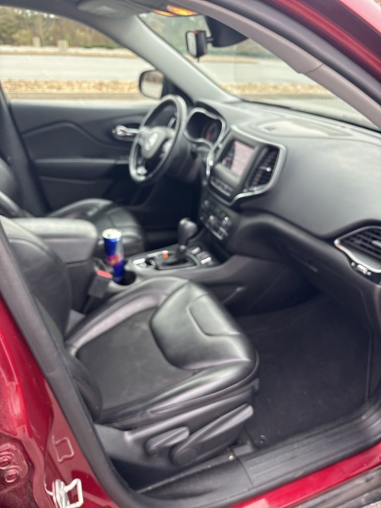 Used 2021 Jeep Cherokee Altitude image 14