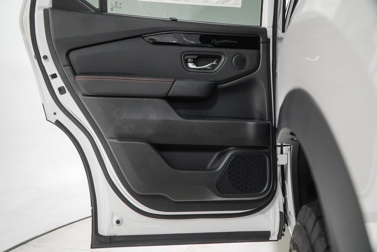 New 2026 Honda Pilot TrailSport image 39