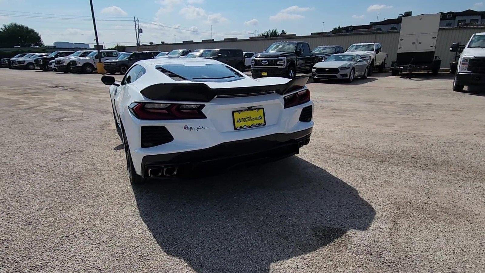 Certified 2020 Chevrolet Corvette Stingray Coupe w/ 1LT RWD image 7