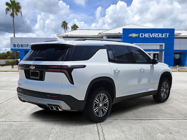 Used 2025 Chevrolet Traverse LT w/ Driver Confidence Package image 4