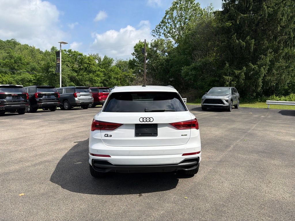 Used 2025 Audi Q3 2.0T Premium AWD/4WD image 4