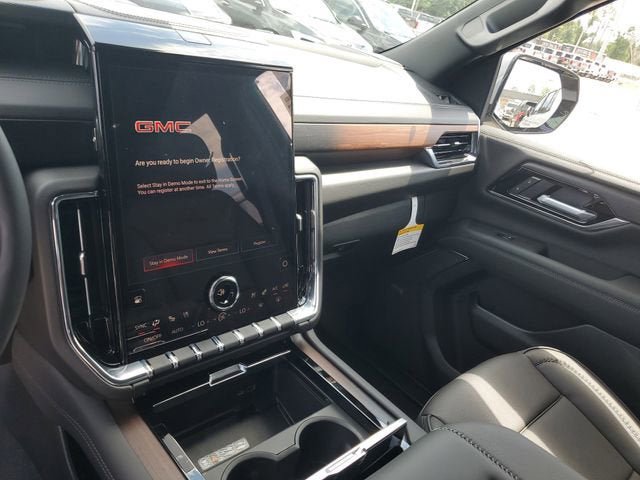 New 2026 GMC Yukon Denali w/ Denali Reserve Package AWD/4WD image 26