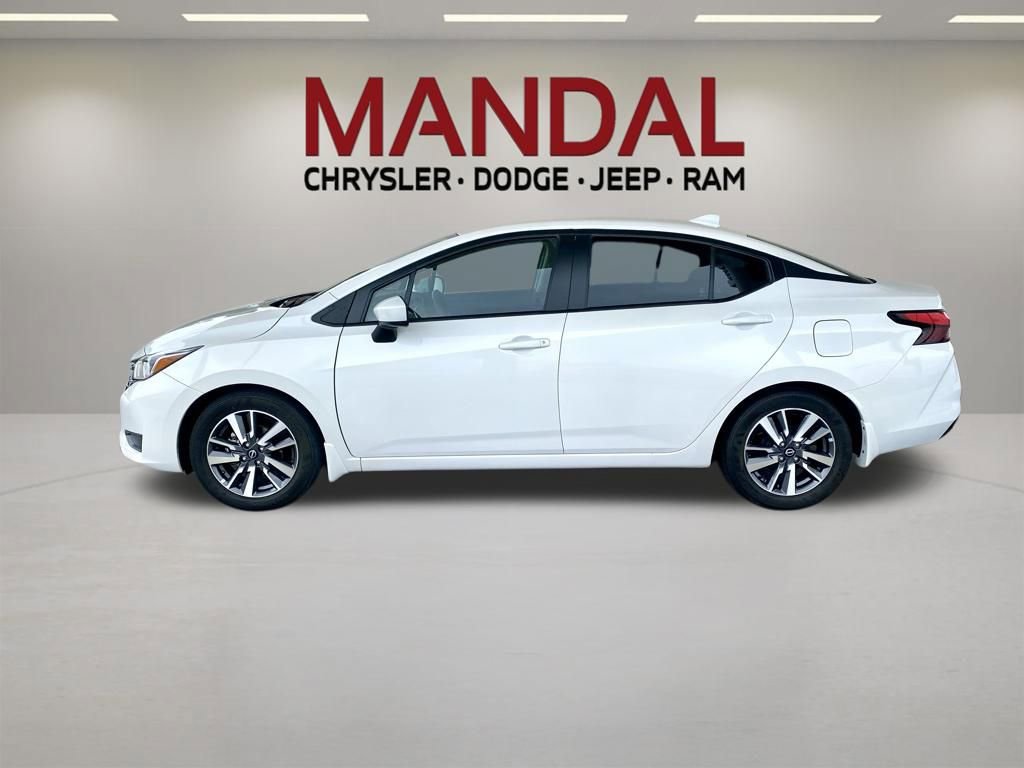 Used 2024 Nissan Versa SV w/ Trunk Package FWD image 9