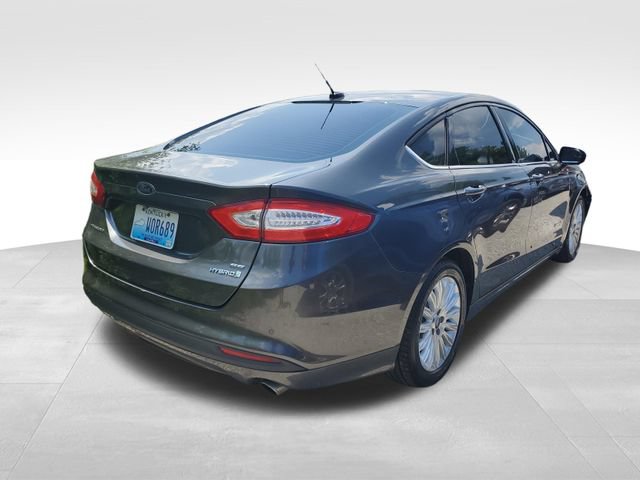 Used 2015 Ford Fusion SE FWD image 3