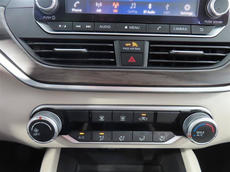 Used 2025 Nissan Altima 2.5 SV FWD image 25