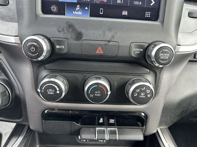 Used 2022 RAM 1500 Big Horn AWD/4WD image 16