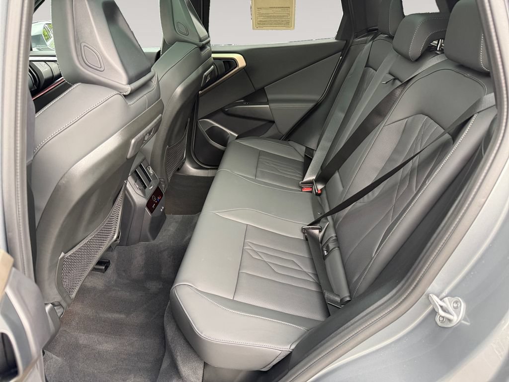 Certified 2025 BMW X3 xDrive30i AWD/4WD image 13