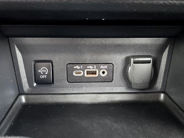 Used 2024 Nissan Sentra SV image 13